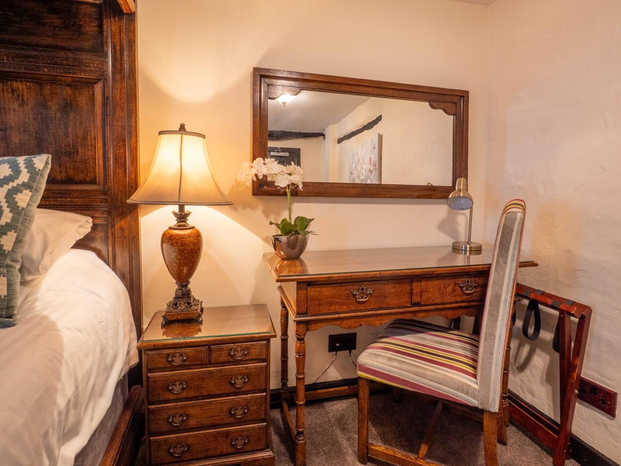 The Black Boy Inn Карнарвон Экстерьер фото